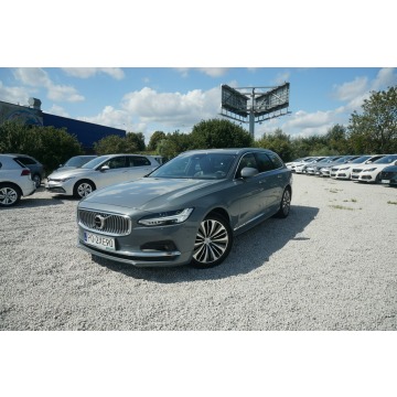 Volvo V90 2022,  2.0 diesel, automat - Na sprzedaż za 143 000 zł - Poznań - zdjęcie 2