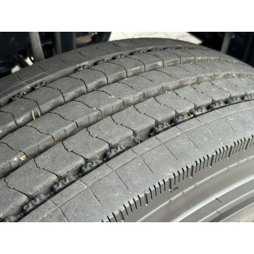 Iveco Trakerr 26.410 6x4 Manual Mały Przebieg... - Ciągniki siodłowe - Widełki - zdjęcie 9