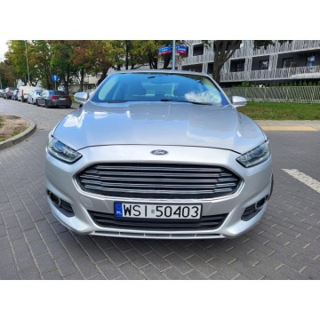 Ford Fusion  Sedan/Limuzyna 2014,  2.0 hybryda, automat - Na sprzedaż za 39 900 zł - Warszawa - zdjęcie 2