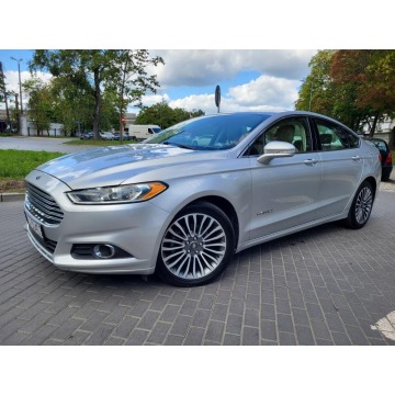 Ford Fusion  Sedan/Limuzyna 2014,  2.0 hybryda, automat - Na sprzedaż za 39 900 zł - Warszawa - zdjęcie 3