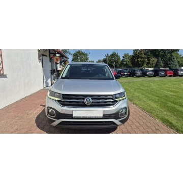 Volkswagen T-Cross  SUV 2020,  1.6 diesel, automat - Na sprzedaż za 79 800 zł - Paproć - zdjęcie 2