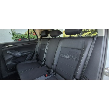 Volkswagen T-Cross  SUV 2020,  1.6 diesel, automat - Na sprzedaż za 79 800 zł - Paproć - zdjęcie 11