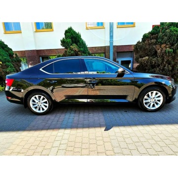 Skoda Superb  Sedan/Limuzyna 2016,  2.0 diesel - Na sprzedaż za 59 999 zł - Paczkowo - zdjęcie 5
