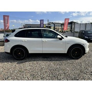 Porsche Cayenne  SUV 2011,  3.0 diesel, automat - Na sprzedaż za 83 900 zł - Reda - zdjęcie 7