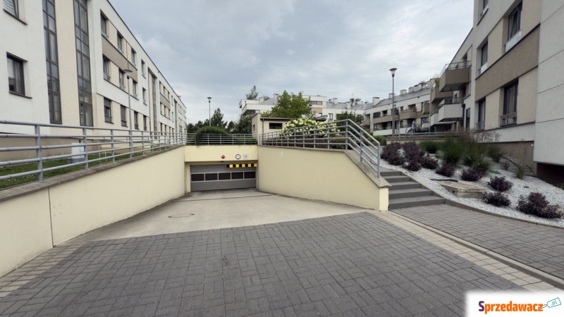 5 Miejsc Postojowych (70m2) ul. Iwaszkiewicza... - Sprzedam garaż, parking - Wrocław