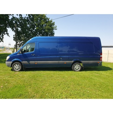 Mercedes - Benz Sprinter 2011,  2.2 diesel, automat - Na sprzedaż za 49 990 zł - Strobice - zdjęcie 2