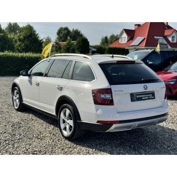 Skoda Octavia 2017,  2.0 diesel, automat - Na sprzedaż za 59 900 zł - Reda - zdjęcie 4