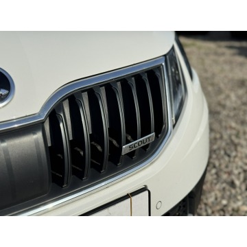 Skoda Octavia 2017,  2.0 diesel, automat - Na sprzedaż za 59 900 zł - Reda - zdjęcie 11