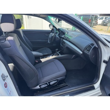 BMW Seria 1  Hatchback 2010,  2.0 benzyna - Na sprzedaż za 17 500 zł - Gdów - zdjęcie 8