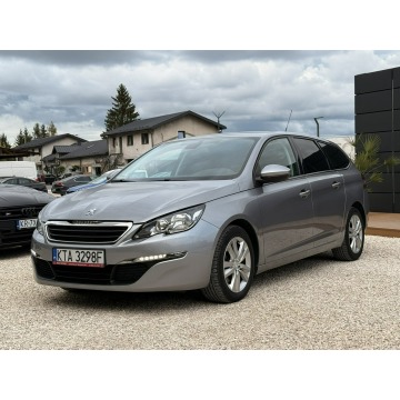Peugeot 308  Kombi 2015,  1.2 benzyna - Na sprzedaż za 29 999 zł - Pęcice - zdjęcie 7
