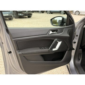Peugeot 308  Kombi 2015,  1.2 benzyna - Na sprzedaż za 29 999 zł - Pęcice - zdjęcie 11