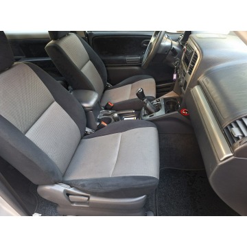 Suzuki Grand Vitara  SUV 2005,  1.6 benzyna - Na sprzedaż za 32 900 zł - Olsztyn - zdjęcie 9