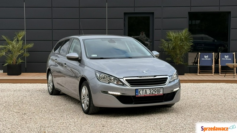 Peugeot 308  Kombi 2015,  1.2 benzyna - Na sprzedaż za 29 999 zł - Pęcice