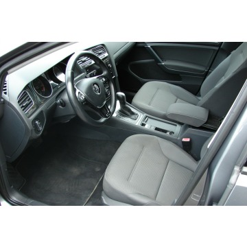 Volkswagen Golf  Hatchback 2020,  1.5 benzyna, automat - Na sprzedaż za 59 900 zł - Piła - zdjęcie 11