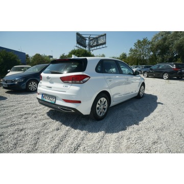 Hyundai i30  Hatchback 2022,  1.0 benzyna - Na sprzedaż za 40 800 zł - Poznań - zdjęcie 6