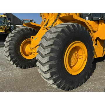 Hyundai HL760-7A Centralne Smarowanie waga-18... - Pojazdy specjalistyczne - Widełki - zdjęcie 9