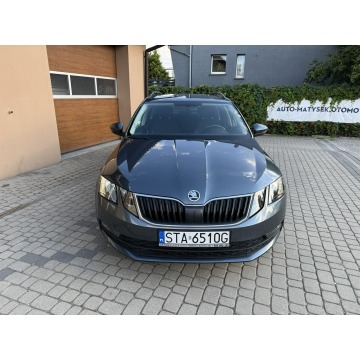 Skoda Octavia  Kombi 2019,  1.6 diesel - Na sprzedaż za 49 900 zł - Orzech - zdjęcie 2