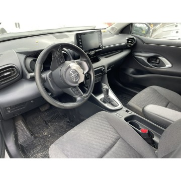 Toyota Yaris  Hatchback 2023,  1.5 hybryda, automat - Na sprzedaż za 34 000 zł - Syców - zdjęcie 6