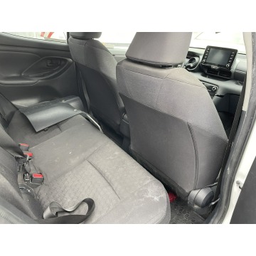 Toyota Yaris  Hatchback 2023,  1.5 hybryda, automat - Na sprzedaż za 34 000 zł - Syców - zdjęcie 10