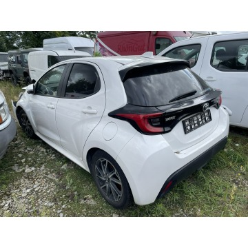 Toyota Yaris  Hatchback 2023,  1.5 hybryda, automat - Na sprzedaż za 34 000 zł - Syców - zdjęcie 11