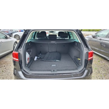 Volkswagen Passat  Kombi 2017,  2.0 diesel, automat - Na sprzedaż za 56 000 zł - Częstochowa - zdjęcie 7