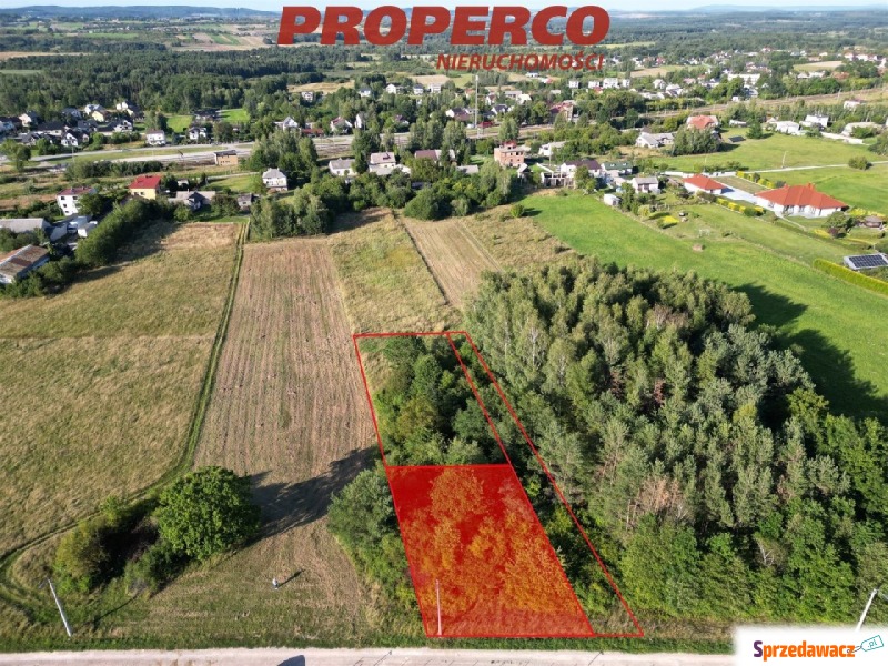 Działka Chęciny sprzedam, pow. 997 m2  (10a), uzbrojona