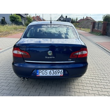 Skoda Superb  Sedan/Limuzyna 2009,  1.9 diesel - Na sprzedaż za 21 999 zł - Gostyń - zdjęcie 5