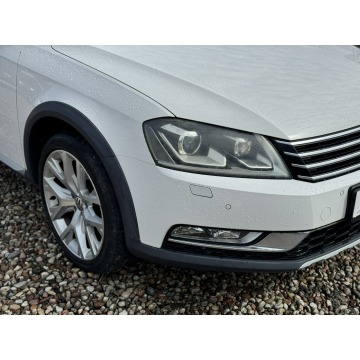Volkswagen Passat 2012,  2.0 diesel, automat - Na sprzedaż za 34 900 zł - Reda - zdjęcie 11