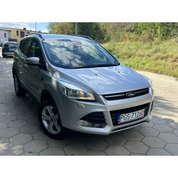 Ford Kuga 4x4 Automat Mały przebieg Benzyna TOP