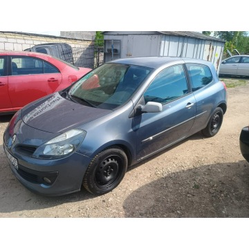 Renault Clio  Hatchback 2006,  1.6 benzyna - Na sprzedaż za 3 999,00 zł - Fasty - zdjęcie 3