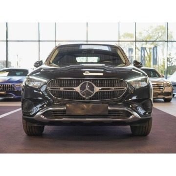 Mercedes - Benz GLC-klasa  SUV 2025,  2.0 benzyna, automat - Na sprzedaż za 216 313 zł - Kraków - zdjęcie 4
