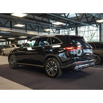 Mercedes - Benz GLC-klasa  SUV 2025,  2.0 benzyna, automat - Na sprzedaż za 216 313 zł - Kraków - zdjęcie 2