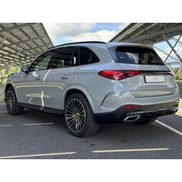 Mercedes - Benz GLC-klasa  SUV 2025,  2.0 diesel, automat - Na sprzedaż za 325 995 zł - Kraków - zdjęcie 4