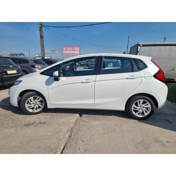 Honda Jazz  Hatchback 2016,  1.3 benzyna - Na sprzedaż za 39 900 zł - Kraków - zdjęcie 8