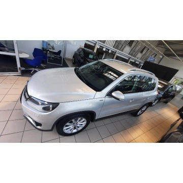 Volkswagen Tiguan  SUV 2015,  1.4 benzyna, automat - Na sprzedaż za 56 900 zł - Kraków - zdjęcie 4