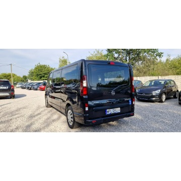 Opel Vivaro  Bus 2017,  1.6 diesel - Na sprzedaż za 73 900 zł - Płock - zdjęcie 8