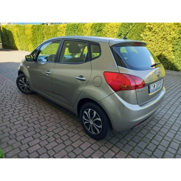 Kia Venga  Minivan/Van 2012,  1.6 diesel - Na sprzedaż za 22 900 zł - Nowe - zdjęcie 8