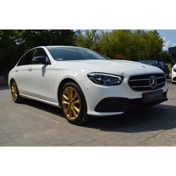Mercedes - Benz E-klasa  Sedan/Limuzyna 2022,  1.6 diesel, automat - Na sprzedaż za 179 999 zł - Warszawa - zdjęcie 2
