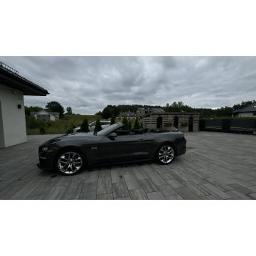Ford Mustang  Kabriolet 2019,  5.0 benzyna, automat - Na sprzedaż za 149 995 zł - Gdańsk - zdjęcie 6