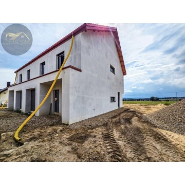 Sprzedam dom Kalno -  bliźniak jednopiętrowy,  pow.  136 m2,  działka:   500 m2 - zdjęcie 4