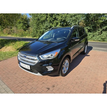 Ford Kuga MK2 lift  1,5 benzynka z niskim przebiegiem 70 tys km !!