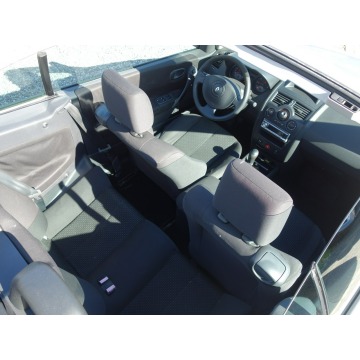 Renault Megane  Kabriolet 2005,  1.6 benzyna - Na sprzedaż za 7 900,00 zł - Słupsk - zdjęcie 9