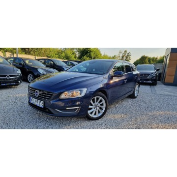 Volvo V60 2015,  2.0 diesel - Na sprzedaż za 46 900 zł - Płock - zdjęcie 2
