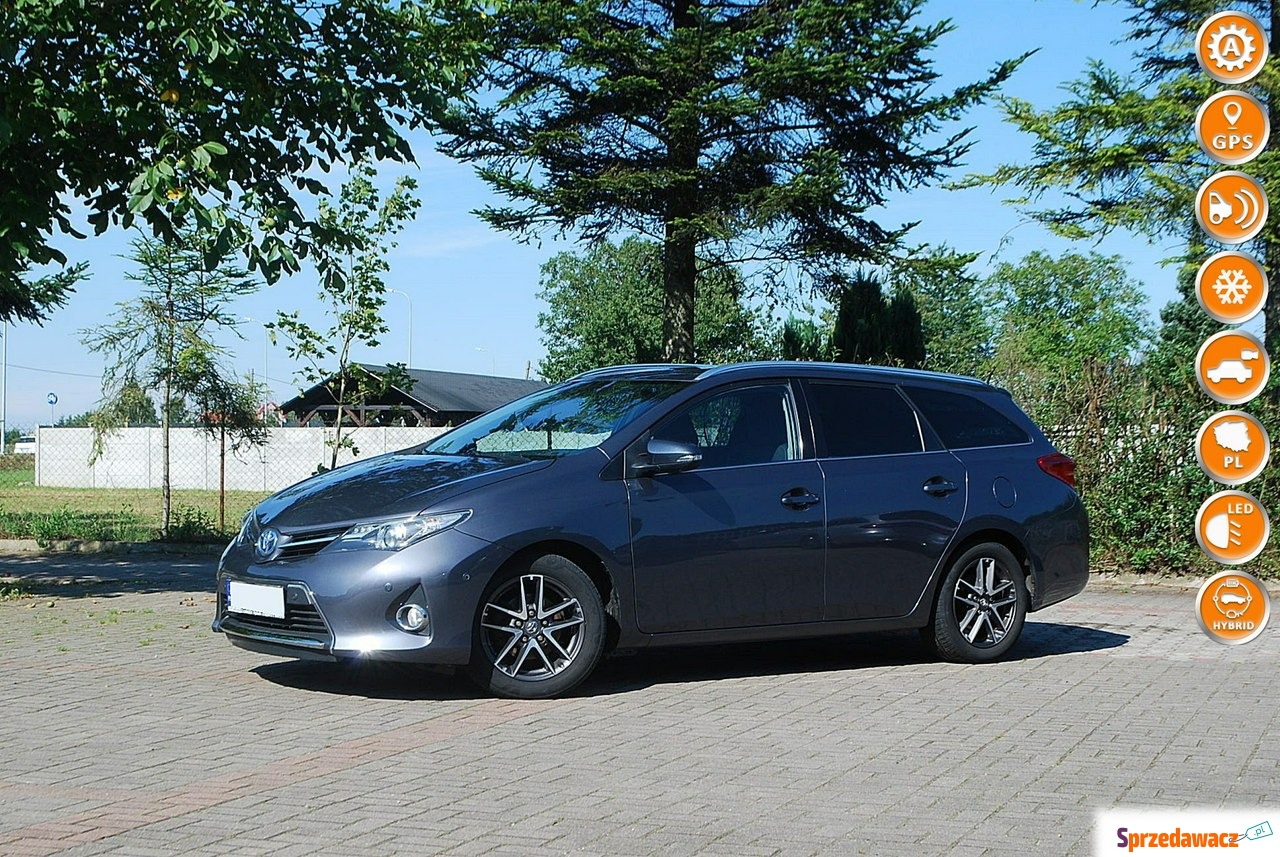 Toyota Auris 2014