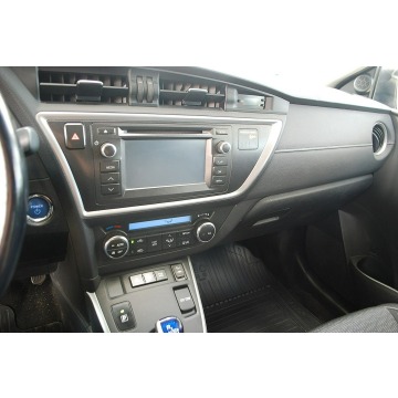 Toyota Auris 2014,  1.8 hybryda, automat - Na sprzedaż za 48 500 zł - Słupsk - zdjęcie 7