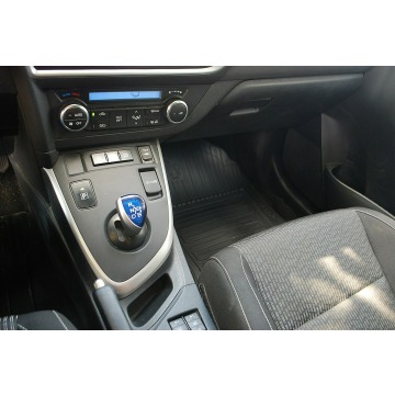 Toyota Auris 2014,  1.8 hybryda, automat - Na sprzedaż za 48 500 zł - Słupsk - zdjęcie 8