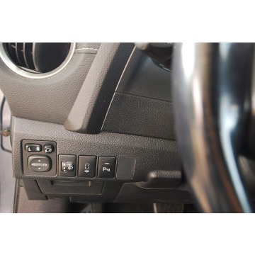 Toyota Auris 2014,  1.8 hybryda, automat - Na sprzedaż za 48 500 zł - Słupsk - zdjęcie 12