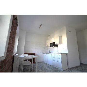 Mieszkanie jednopokojowe Wrocław - Fabryczna,   27 m2, trzecie piętro - Do wynajęcia - zdjęcie 2