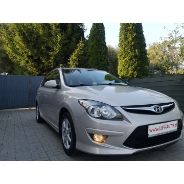 Hyundai i30 2011,  1.6 diesel - Na sprzedaż za 17 900 zł - Strzegom - zdjęcie 3