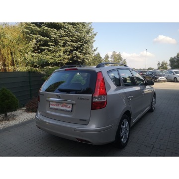 Hyundai i30 2011,  1.6 diesel - Na sprzedaż za 17 900 zł - Strzegom - zdjęcie 6